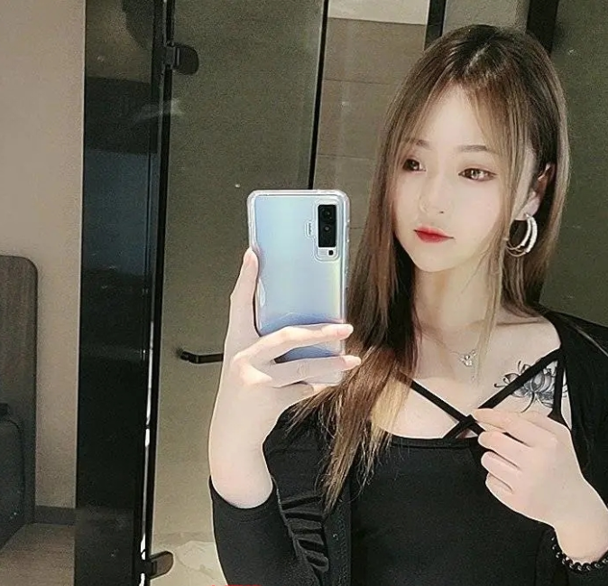 「已认证江苏苏州极品Sao浪Sao妹妹草的啊啊啊啊叫，感觉顶到子宫里了！！！！